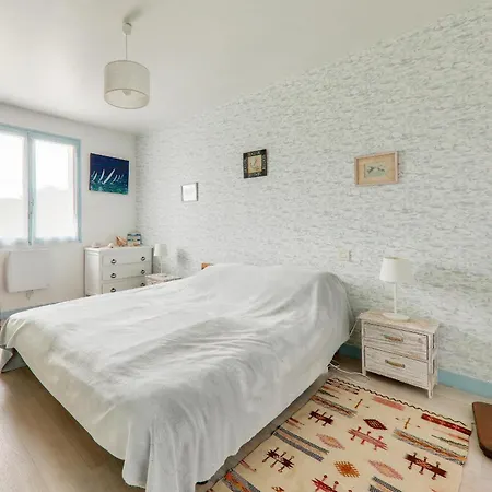 Maison Avec Jardin Pour 10 - 600m